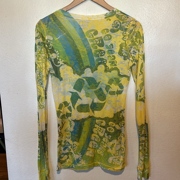 Vintage Love and Peace Go jeans sheered fabric tee shirt - Picture 2 of 4